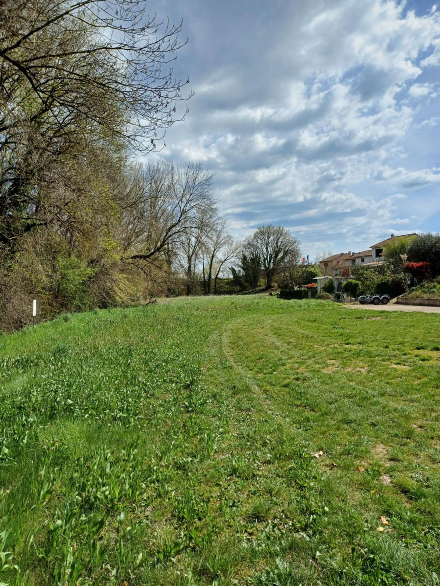 Studio 10M2, Terrasse 18M2 , Parking, Piscine Et Accueille Les Animaux Quissac  Buitenkant foto